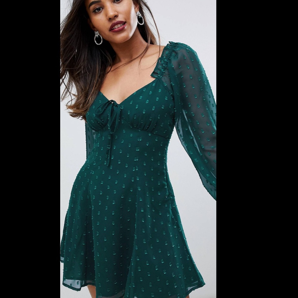 Sweetheart babydoll mini swing dress